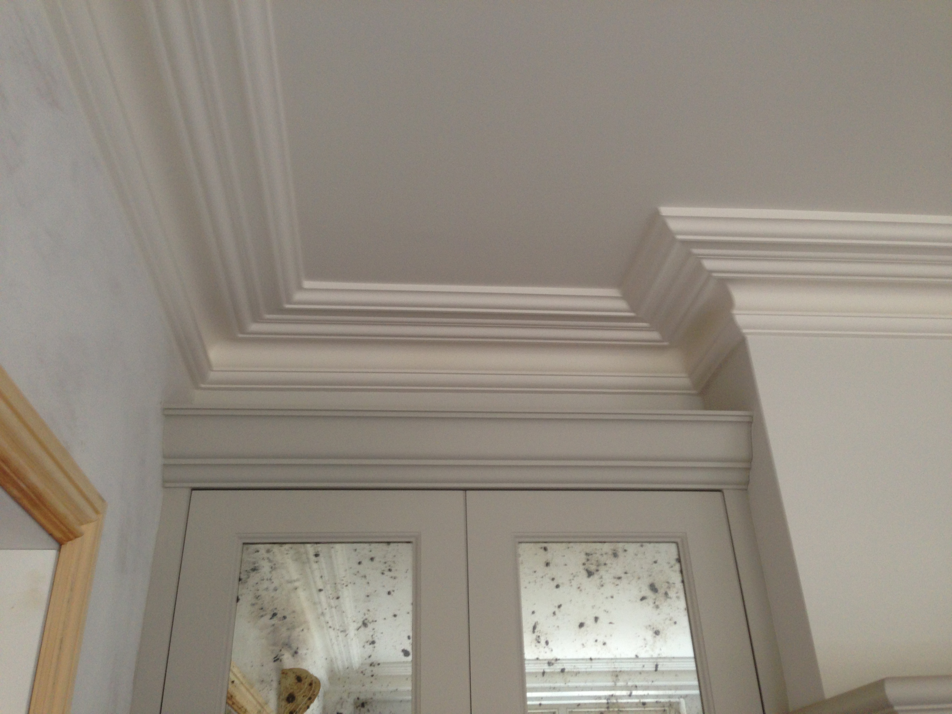 SM69 Cornice